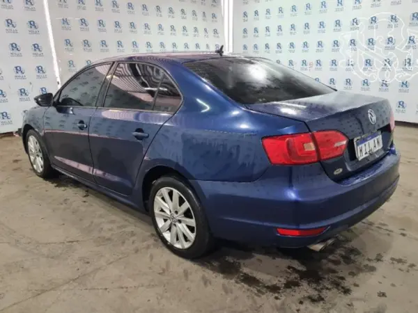 volkswagen-jetta-leilao-veiculos-oportunidade-investir-renda-extra
