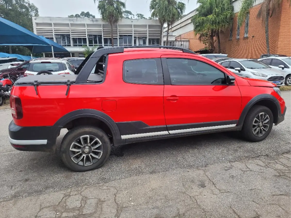 Leilão de Banco tem Saveiro Cross, Jetta, GM S10, Toro, Sprinter e outros veículos a partir de 850 Reais