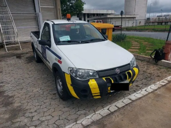 Fiat Strada Fire leilão veiculos infraero