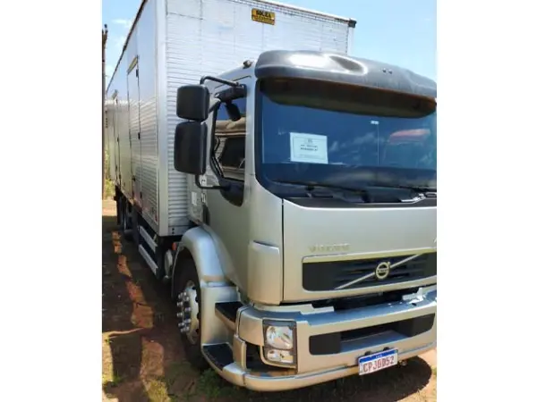 caminhao-volvo-leilao-veiculos-oportunidade-investir-renda-extra
