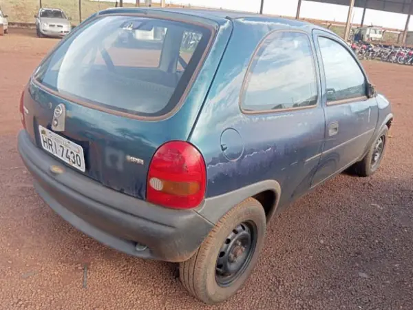 chevrolet-corsa-leilao-veiculos-oportunidade-investir-renda-extra
