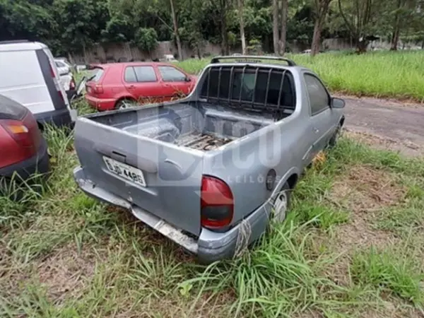 chevrolet-corsa-leilao-veiculos-oportunidade-investir-renda-extra
