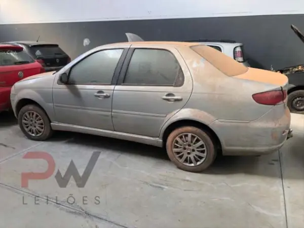 fiat-siena-leilao-motos-oportunidade-investir-renda-extra