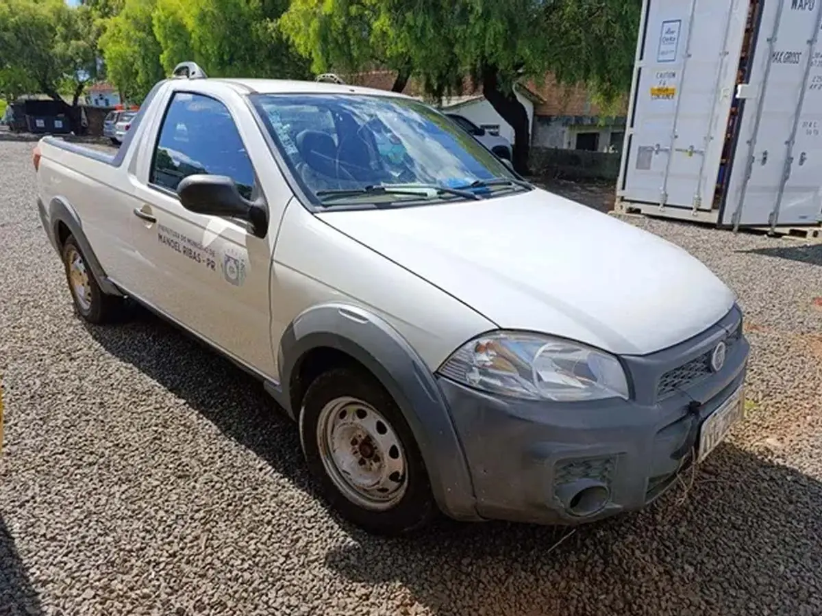 Leilão de Prefeitura tem Fiat Strada, Chevrolet Spin, Onix, Fiat Uno, Caminhão, Van e Ônibus