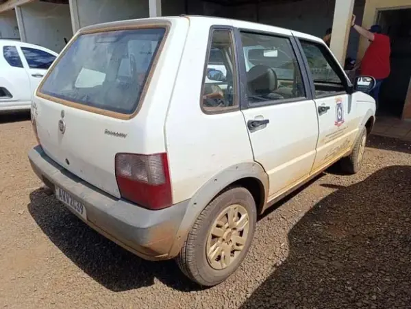 fiat-uno-leilao-veiculos-oportunidade-investir-renda-extra
