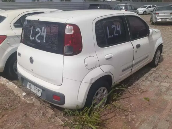 fiat-uno-leilao-veiculos-oportunidade-investir-renda-extra
