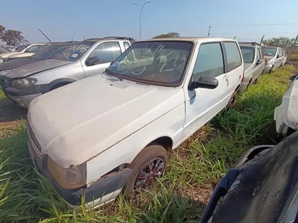 fiat-uno-leilao-veiculos-oportunidade-investir-renda-extra
