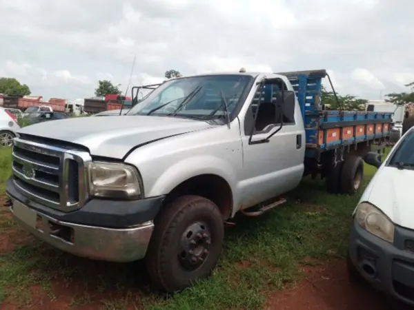 ford-f4000-leilao-veiculos-oportunidade-investir-renda-extra
