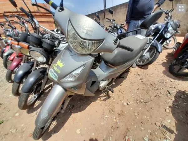 honda-biz-leilao-motos-oportunidade-investir-renda-extra