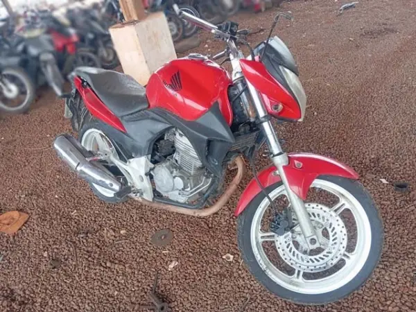 honda-cb300-leilao-motos-oportunidade-investir-renda-extra