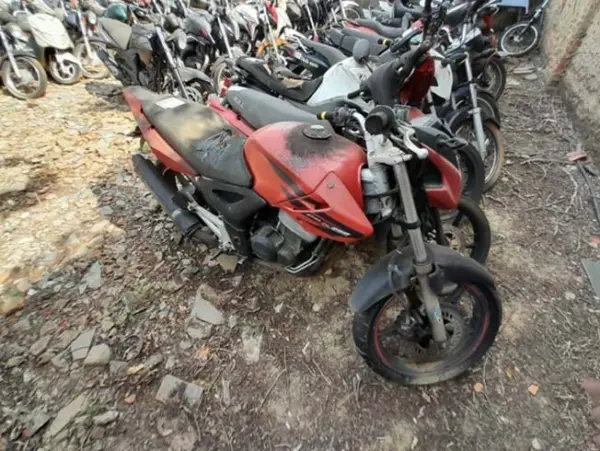 honda-cbx-twister-leilao-motos-oportunidade-investir-renda-extra