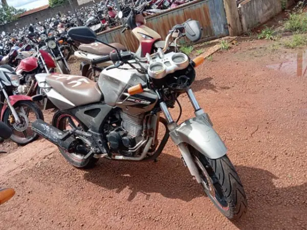 honda-cbx-twister-leilao-motos-oportunidade-investir-renda-extra