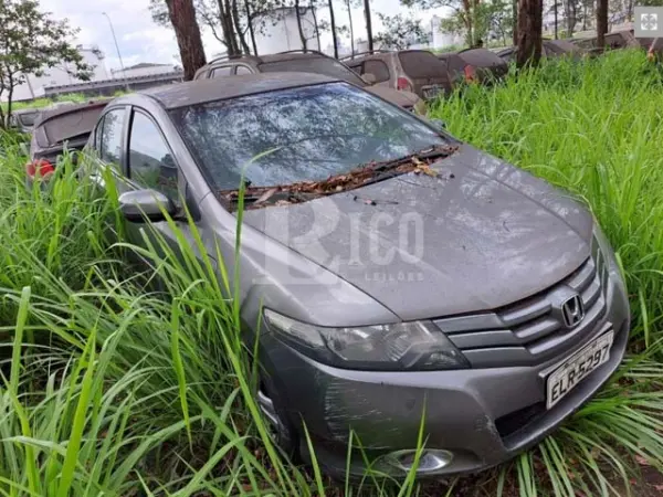 honda-civic-leilao-veiculos-oportunidade-investir-renda-extra