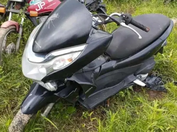 honda-pcx-leilao-motos-oportunidade-investir-renda-extra
