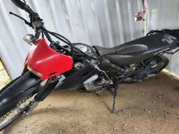 honda-xr-tornado-leilao-motos-oportunidade-investir-renda-extra