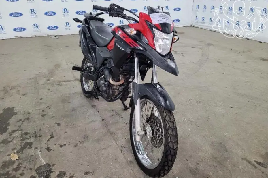 Leilão da Honda tem XRE, PCX, Pop 100, Biz em até 12x no cartão de crédito