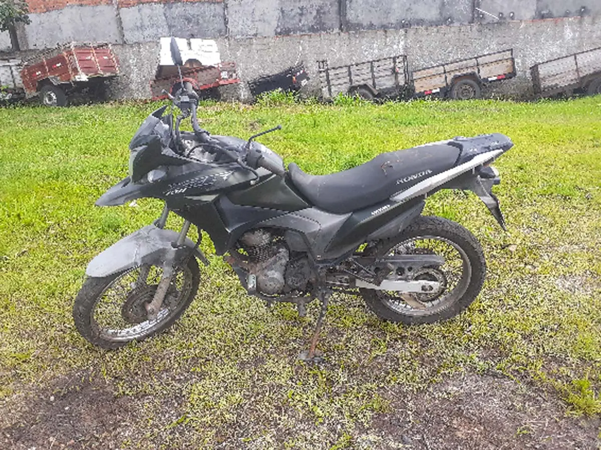 239 Motos Honda XRE, Biz, Cg e PoP 100 a partir de 604 Reais no da PRF