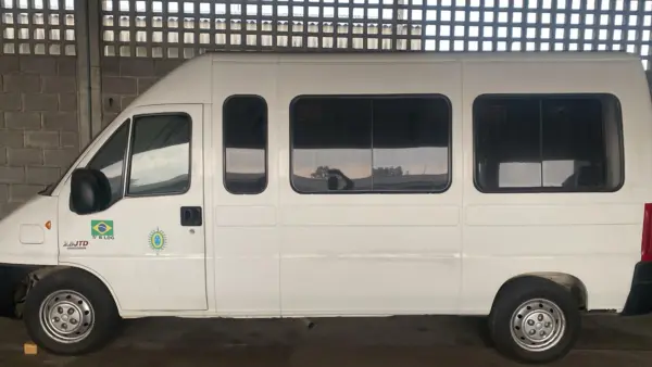 leilão de veiculos militar exercito  Fiat Ducato Minibus