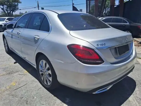 mercedes-benz-c180-leilao-veiculos-oportunidade-investir-renda-extra
