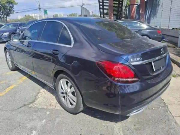 mercedes-benz-c200-leilao-veiculos-oportunidade-investir-renda-extra
