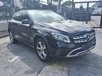 Leilão da Mercedes-Benz tem GLA 200FF, C200FF e C180FF Seminovas