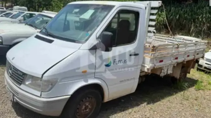 Caminhões Mercedes-Benz 1113, Sprinter a partir de 10 mil Reais no Leilão de frota da Eletrobras