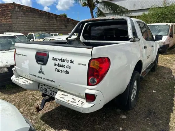 mitsubishi-l200-triton-leilao-veiculos-oportunidade-investir-renda-extra
