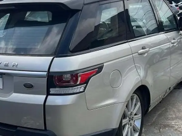 range-rover-leilao-veiculos-oportunidade-investir-renda-extra