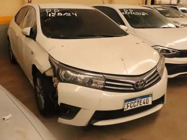 toyota-corolla-leilao-veiculos-oportunidade-investir-renda-extra
