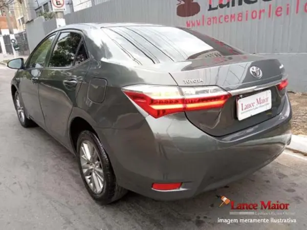 toyota-corolla-leilao-veiculos-oportunidade-investir-renda-extra
