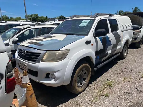 toyota-hilux-leilao-veiculos-oportunidade-investir-renda-extra
