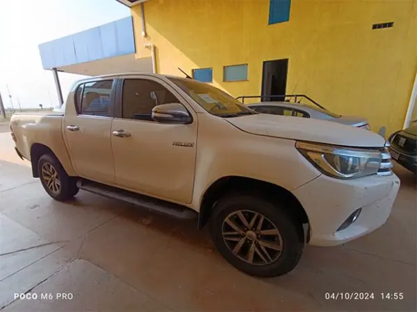 toyota-hilux-leilao-veiculos-oportunidade-investir-renda-extra
