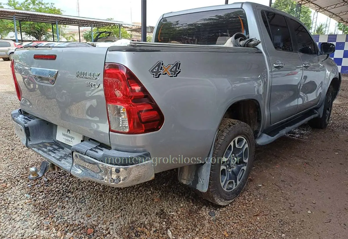 Leilão de Banco e Seguradora tem Toyota Hilux, Evoque, Civic e SUV