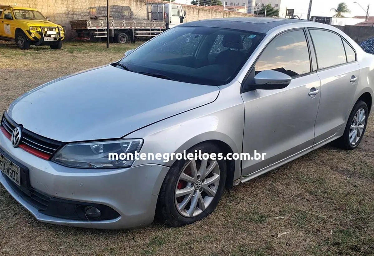 Leilão Judicial tem Jetta, Corolla, Amarok e outros veículos a partir de 500 Reais
