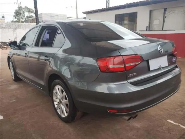 volkswagen-jetta-leilao-veiculos-oportunidade-investir-renda-extra
