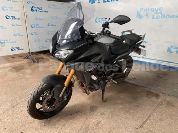 yamaha-mt09-leilao-motos-oportunidade-investir-renda-extra