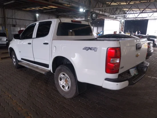 Chevrolet S10 LS DD4 2019 Diesel leilão de caminhonete retomado de finaciamento