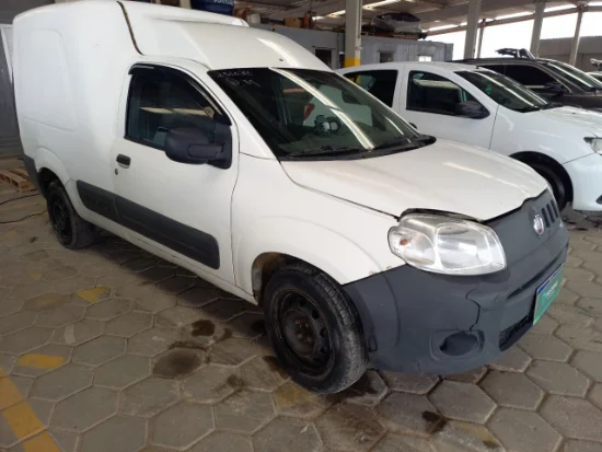 Fiat Fiorino 1.4 FLEX leilão de carro retomado de finaciamento