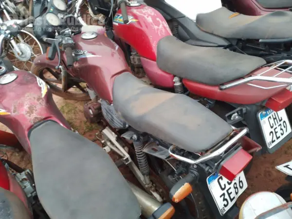 honda-cbx-strada-leilao-motos-oportunidade-investir-renda-extra
