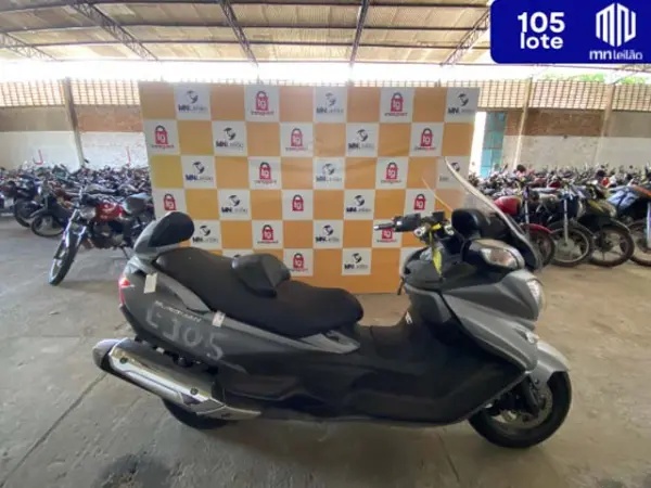 suzuki-burgman-leilao-motos-oportunidade-investir-renda-extra
