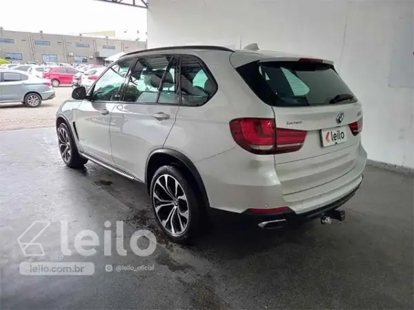 bmw-x5-leilao-veiculos-oportunidade-investir-renda-extra
