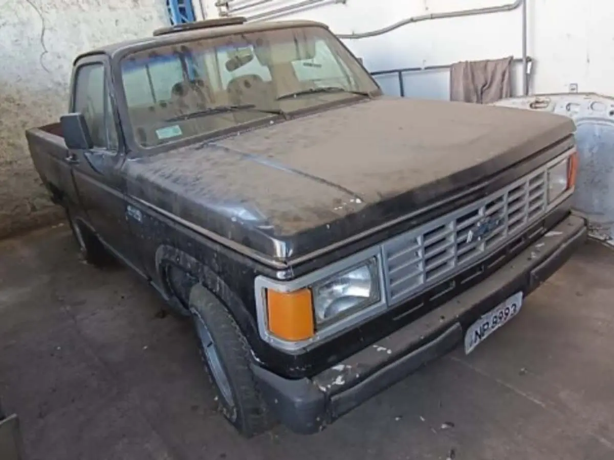 Caminhonetes GM D20, S10, Ranger, Frintier e Amarok a partir de 13 mil reais no Leilão de Viaturas da PM