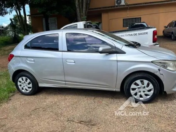 chevrolet-onix-leilao-veiculos-oportunidade-investir-renda-extra
