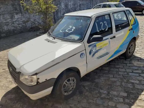 fiat-uno-leilao-veiculos-oportunidade-investir-renda-extra
