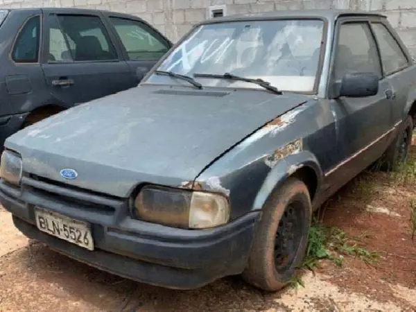 ford-escort-leilao-veiculos-oportunidade-investir-renda-extra
