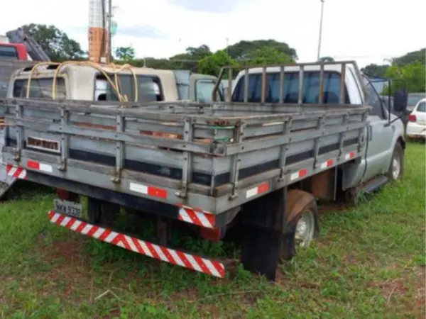 ford-f350-leilao-veiculos-oportunidade-investir-renda-extra
