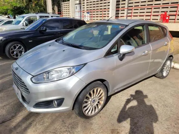 ford-fiesta-leilao-veiculos-oportunidade-investir-renda-extra
