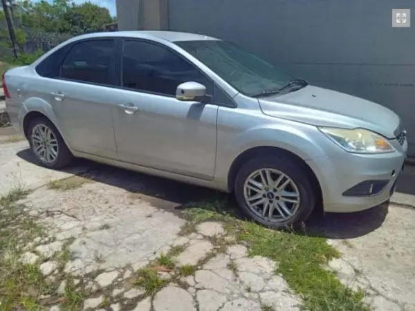 ford-focus-leilao-veiculos-oportunidade-investir-renda-extra
