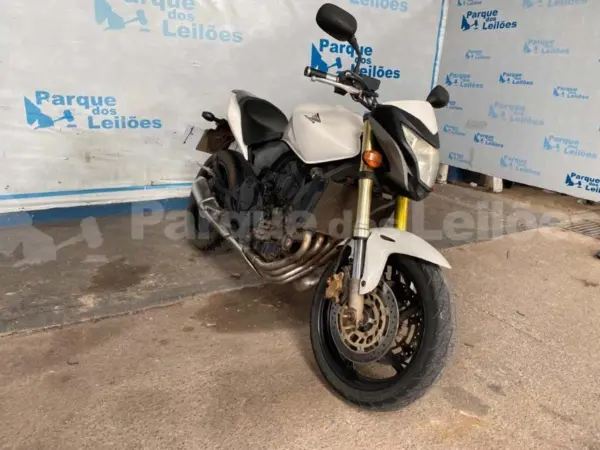 honda-cb600-hornet-leilao-veiculos-oportunidade-investir-renda-extra
