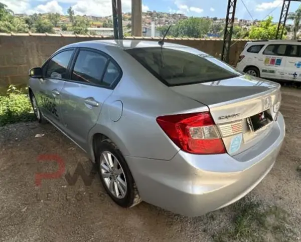 honda-civic-leilao-veiculos-oportunidade-investir-renda-extra